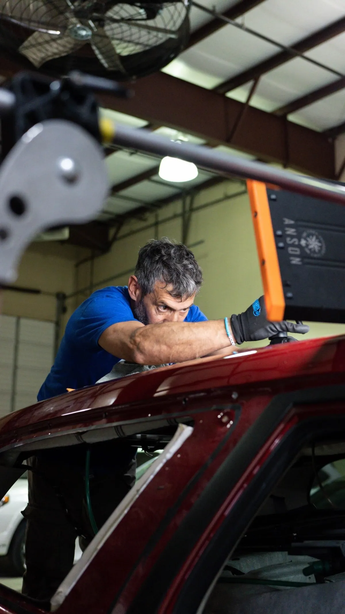 How to Choose the Right PDR Shop Near You